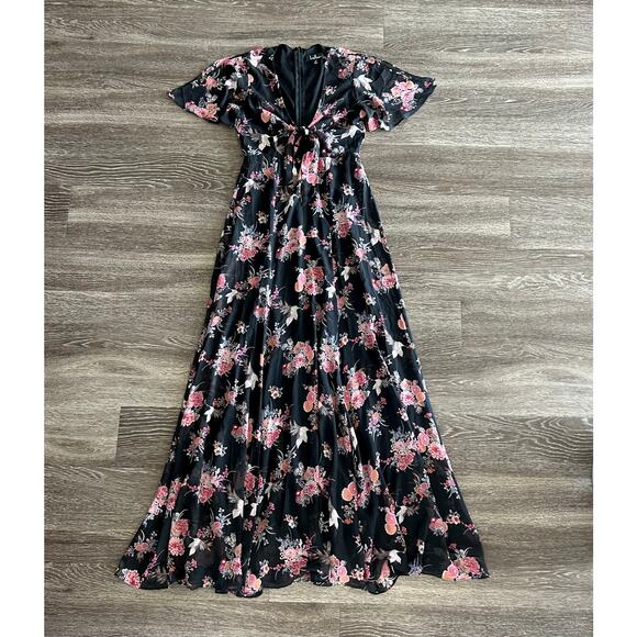 EUC Lulus Wings of Love‎ Black Pink Floral Print Tie Front Maxi Dress Size Small - Picture 3 of 16